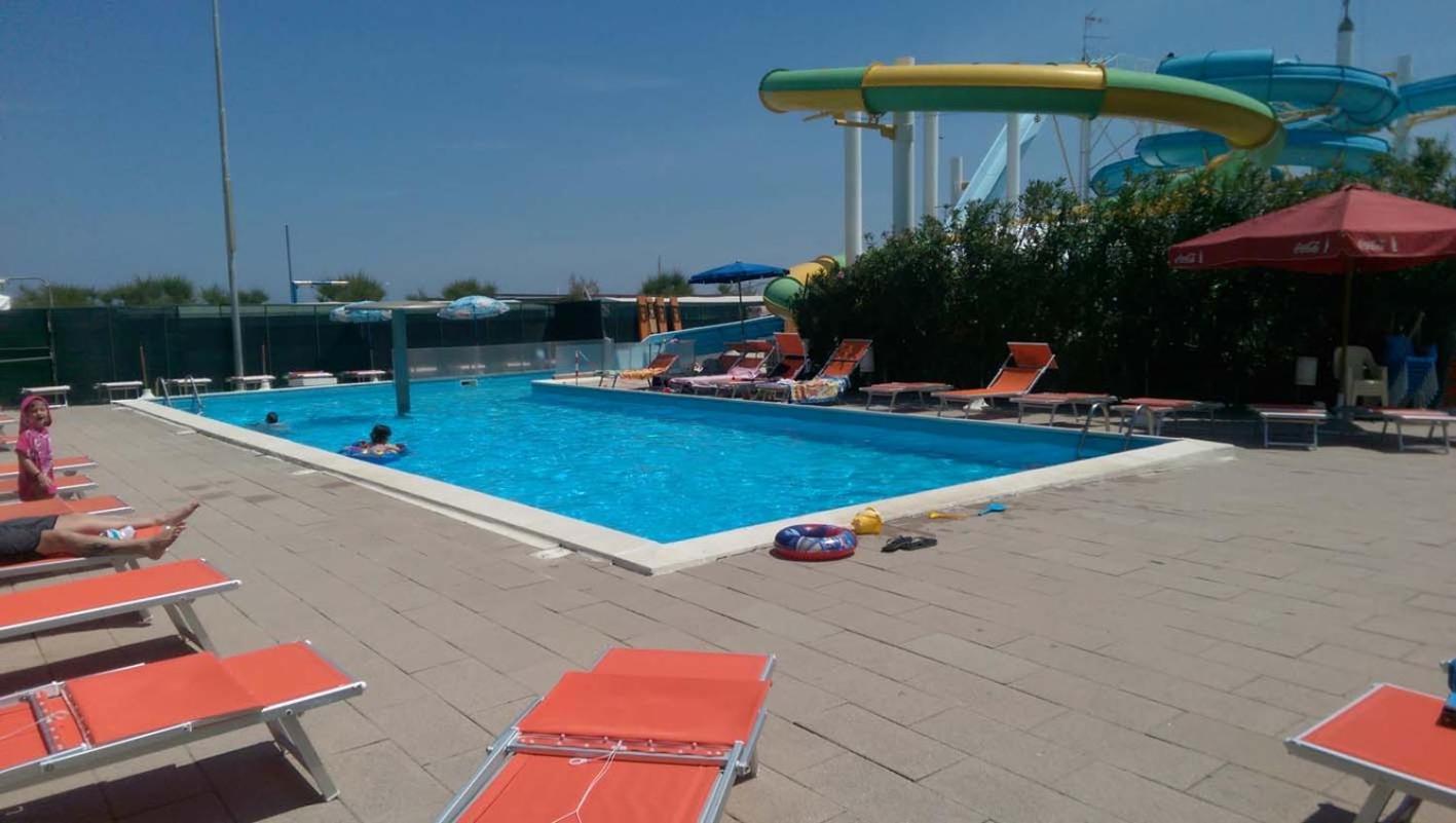 Hotel L&V Rimini Kültér fotó