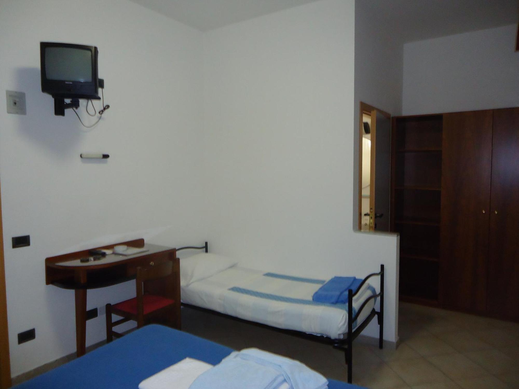 Hotel L&V Rimini Kültér fotó
