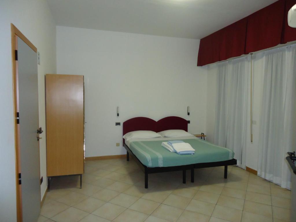 Hotel L&V Rimini Szoba fotó